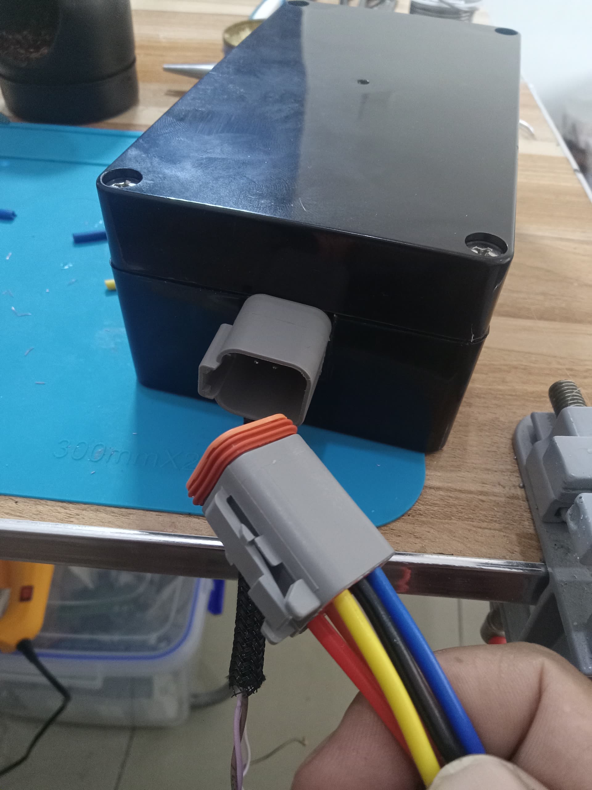 Fan controller prototype module detail