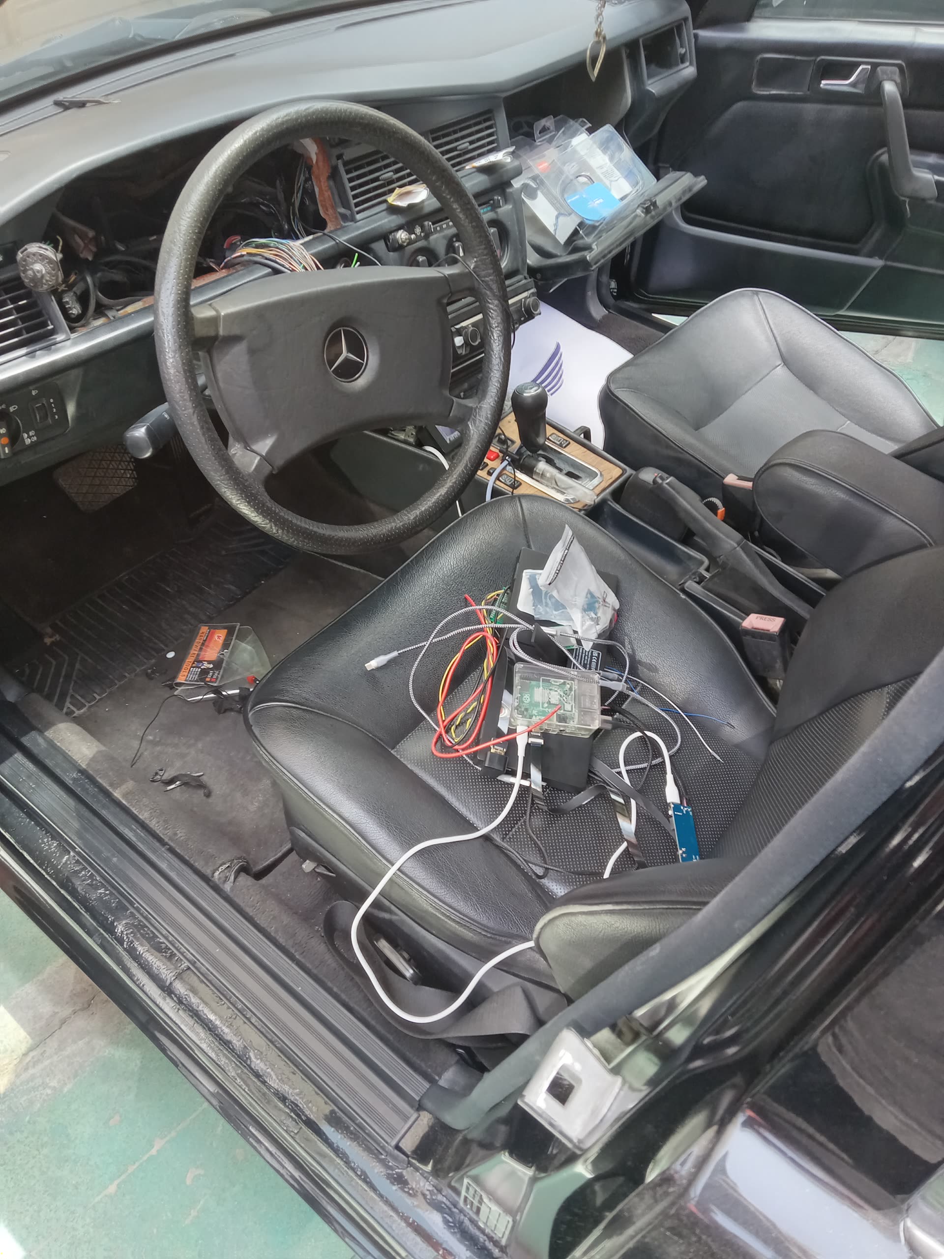 Custom digital instrument cluster